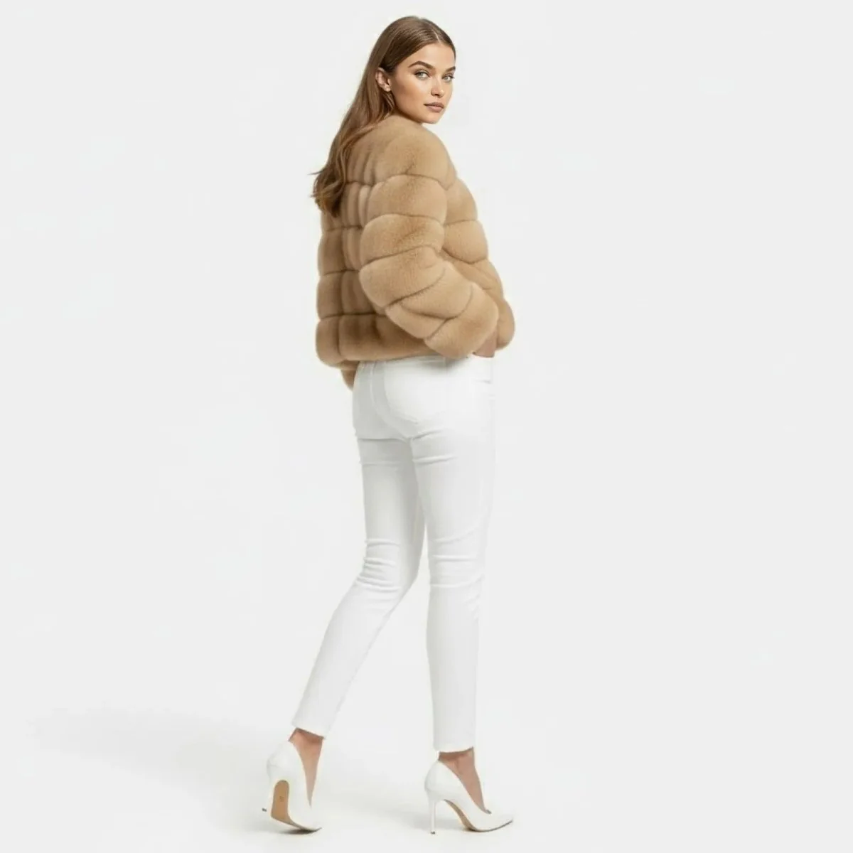 Alexia - Image 18