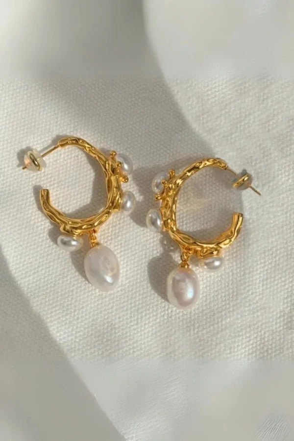Chelsea Freshwater Pearl Earring - Image 4