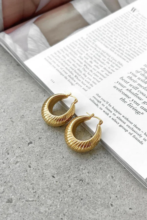 Evangeline Earrings - Image 3