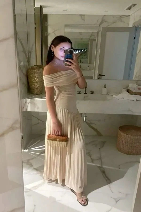 Kamara Off Shoulder Pleated Maxi Dress - Image 4