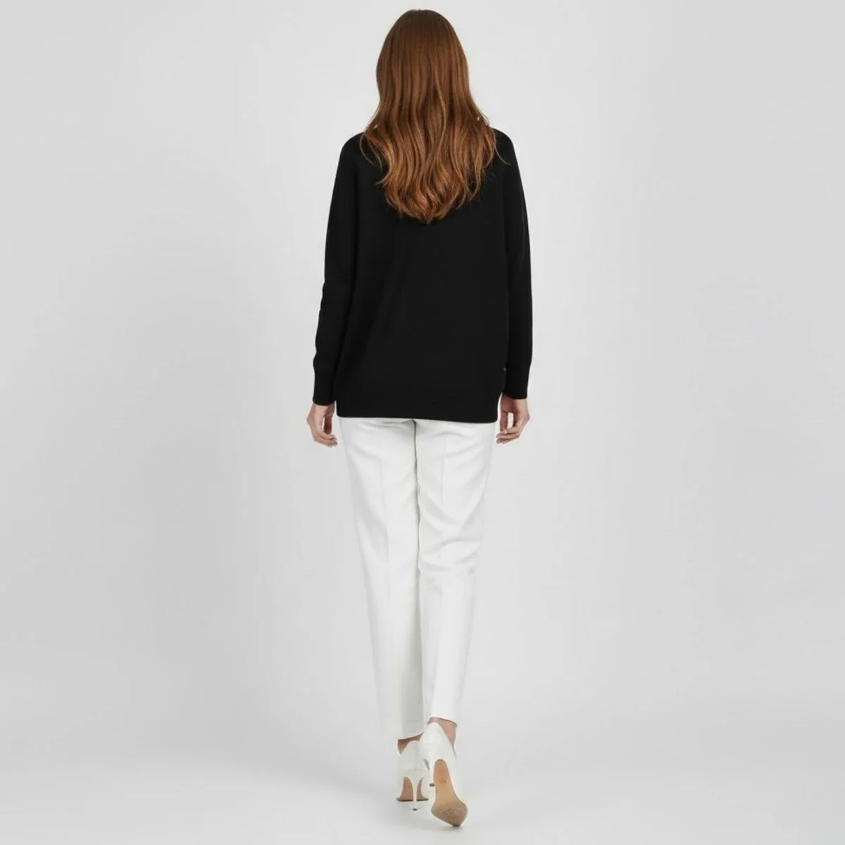 Tina - Image 13