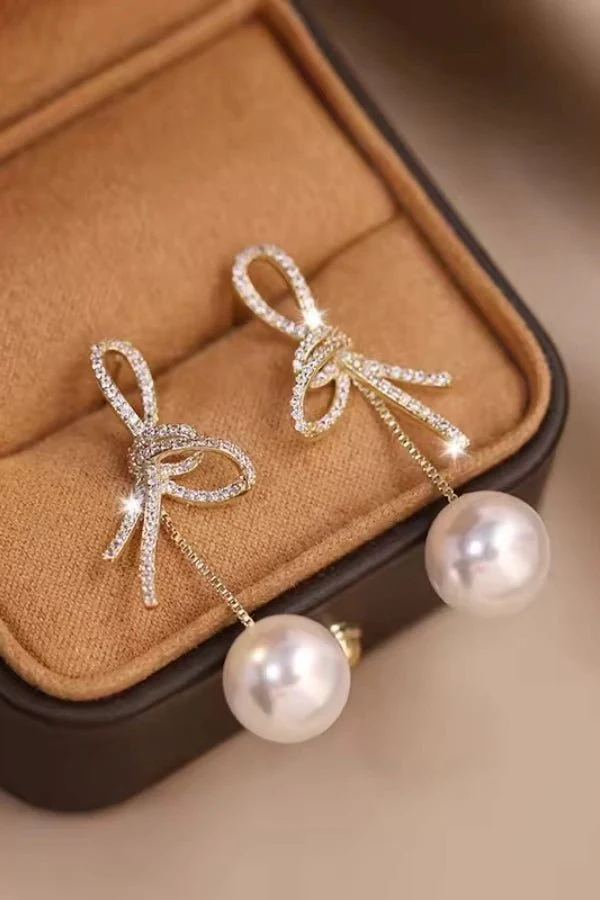 Luciana Pearl Bow Earrings - Image 2