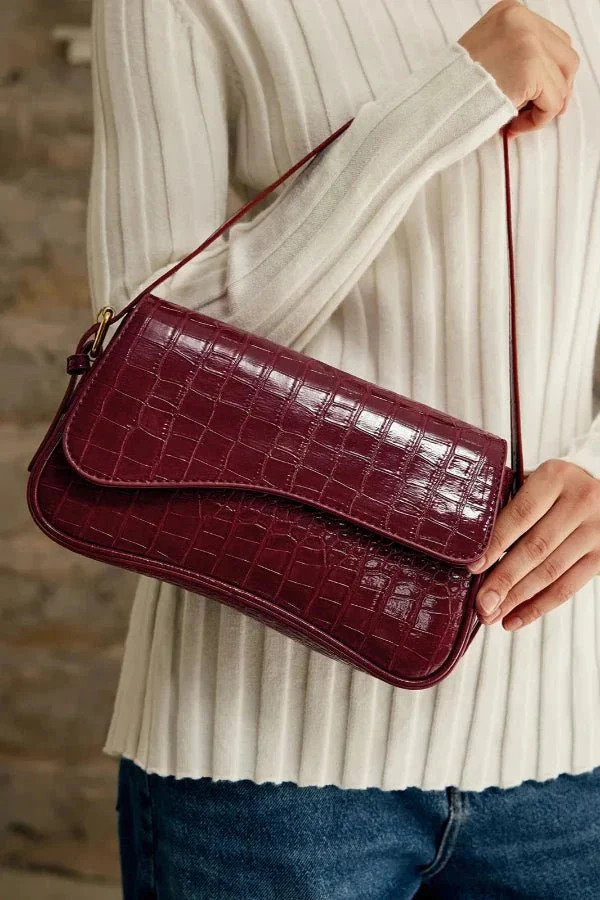 Ruby Chic Buckle Bag - Image 5